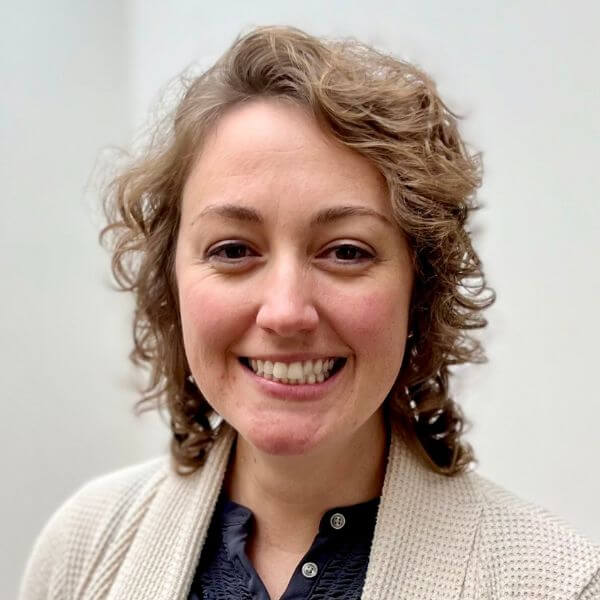 Dana Barnaal headshot